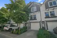 27 14271 60 AVENUE - thumbnail 1