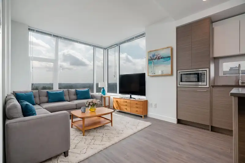 3403 13615 FRASER HIGHWAY - photo 3 of 16