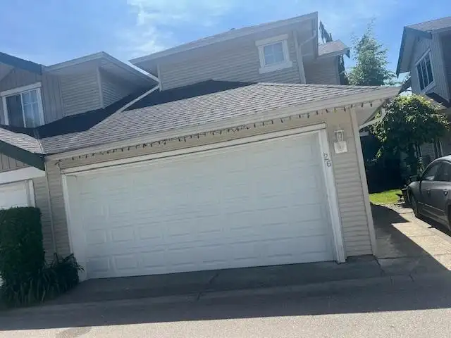 26 6747 137 STREET - photo 2 of 14