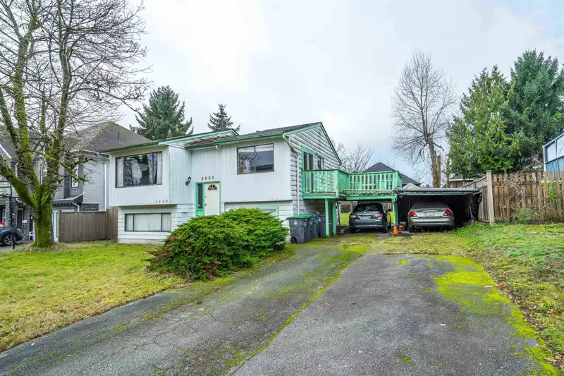 8885 150A STREET - photo 3 of 26