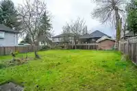 8885 150A STREET - thumbnail 24
