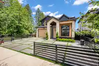 5952 136A STREET - thumbnail 2