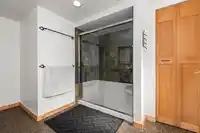 18058 57A AVENUE - thumbnail 23