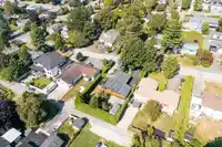 18058 57A AVENUE - thumbnail 37