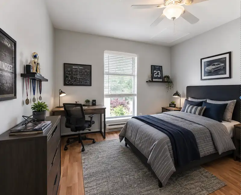 320 13911 70 AVENUE - photo 2 of 8