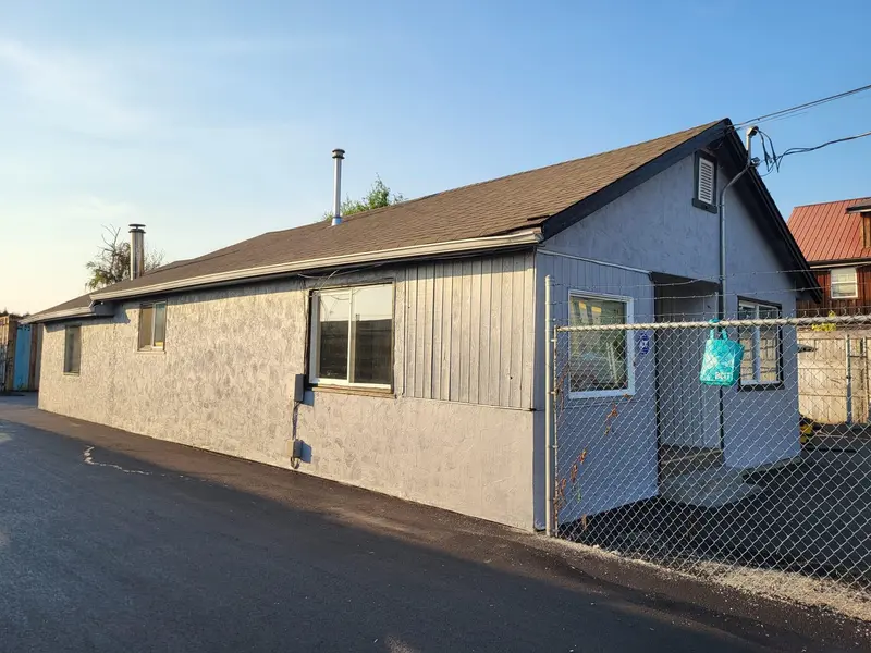 8965 NOWELL STREET - photo 1 of 4