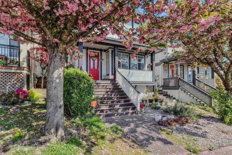 14891 57B AVENUE - photo 1 of 28