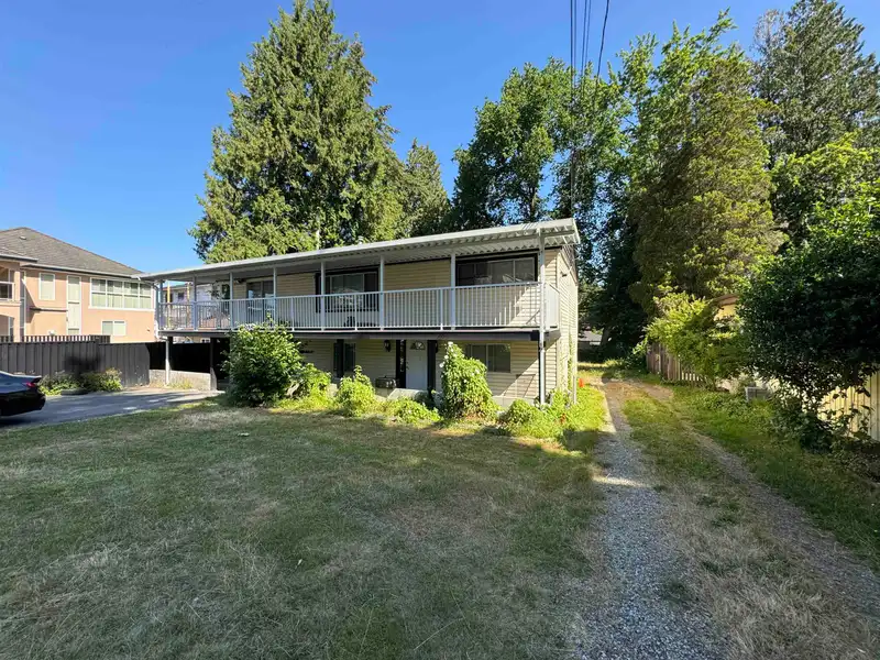 11803 96A AVENUE - photo 1 of 12