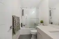 20 8033 166B STREET - thumbnail 22
