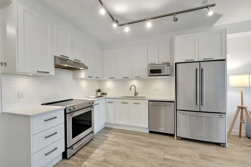 317 5638 201A STREET - photo 2 of 25