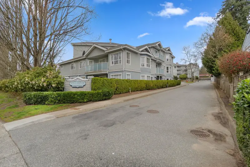 405 13955 LAUREL DRIVE - photo 3 of 24