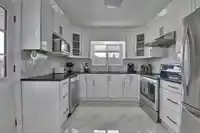 10121 127B STREET - thumbnail 1