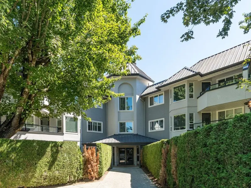 314 2700 MCCALLUM ROAD - photo 1 of 25