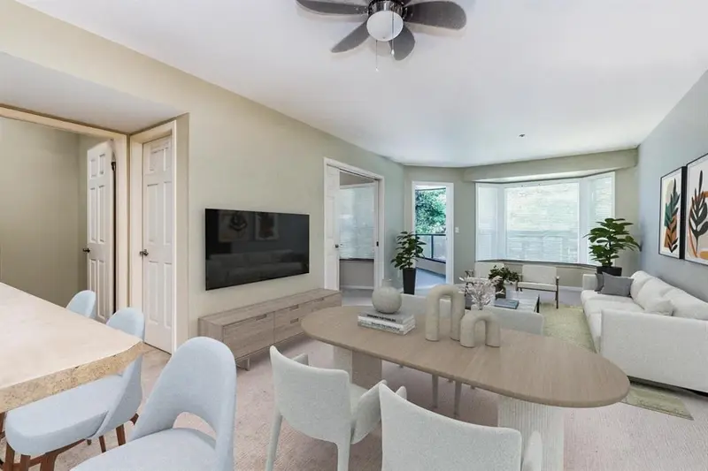 314 2700 MCCALLUM ROAD - photo 2 of 25