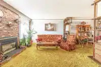 5731 172B STREET - thumbnail 4