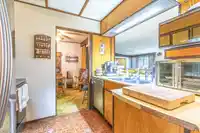5731 172B STREET - thumbnail 10