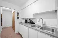 2100 10620 150 STREET - thumbnail 17