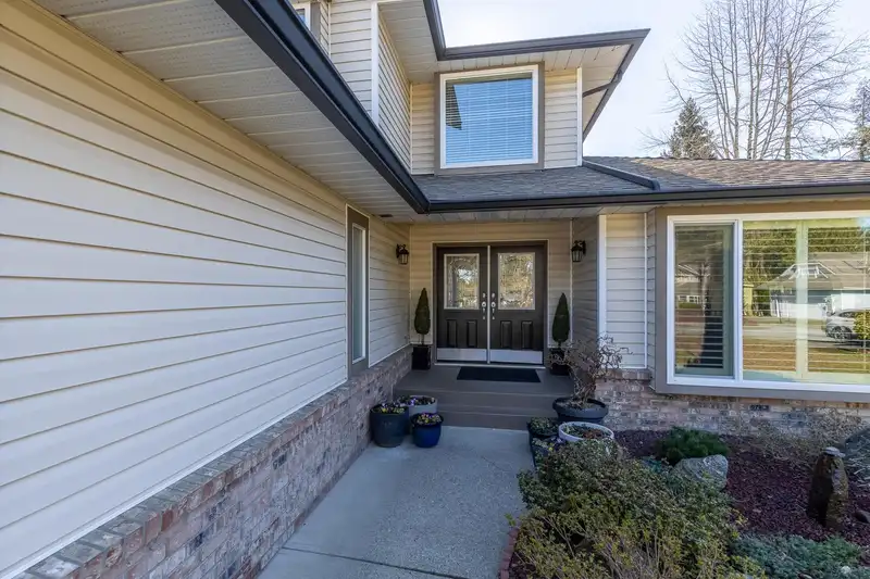 5976 SOUTHPARK GROVE - photo 2 of 40