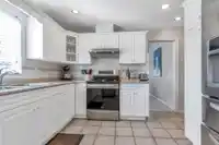 18589 59 AVENUE - thumbnail 9