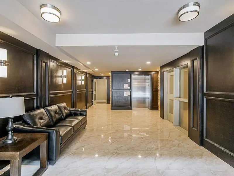 B328 20716 WILLOUGHBY TOWN CENTRE DRIVE - photo 3 of 15