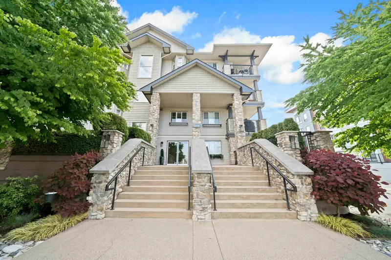 210 5438 198 STREET - photo 1 of 23