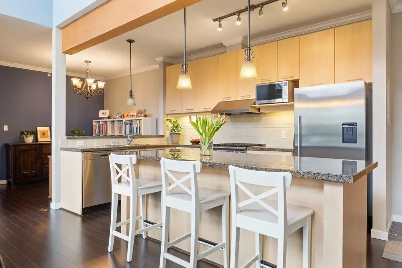 514 560 RAVEN WOODS DRIVE - photo 2 of 25