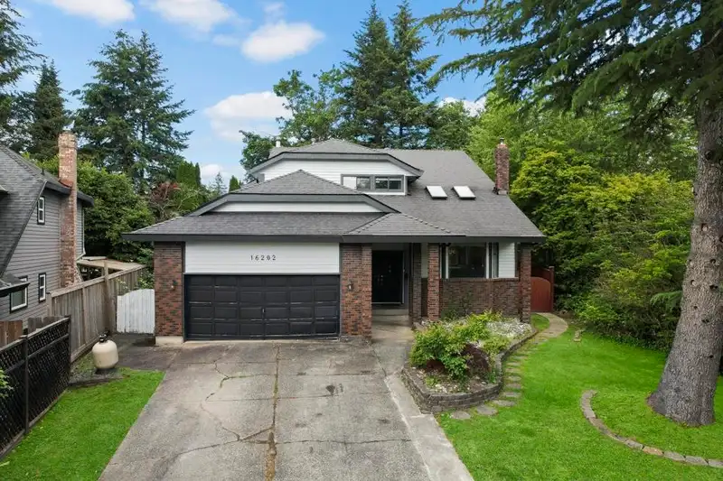 16202 SOUTHGLEN PLACE - photo 1 of 38