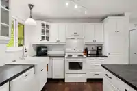 5933 ANGUS PLACE - thumbnail 8