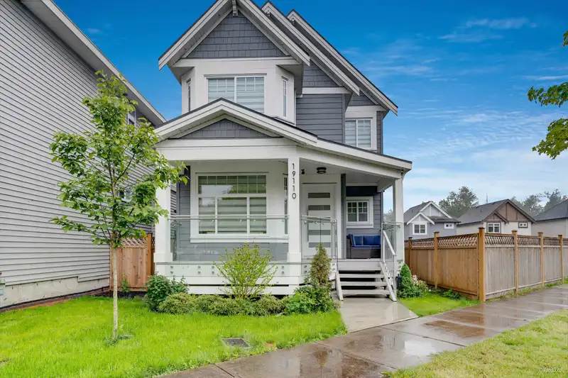 19110 67A AVENUE - photo 1 of 40