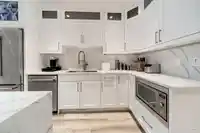 19110 67A AVENUE - thumbnail 10