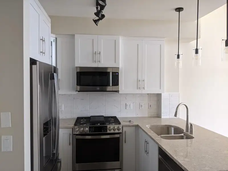 525 11077 RAVINE ROAD - photo 4 of 23