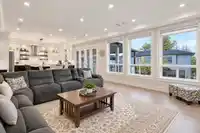 7755 154A STREET - thumbnail 12