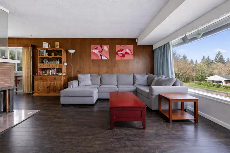 7016 SIERRA DRIVE - photo 2 of 16