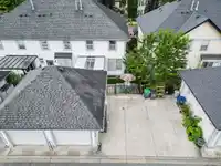 7018 179A STREET - thumbnail 31