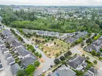 7018 179A STREET - thumbnail 32
