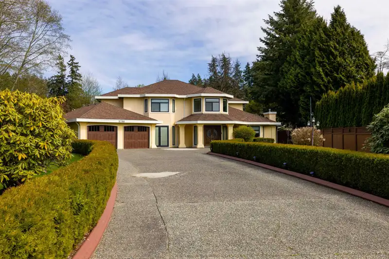 5788 124A STREET - photo 4 of 40