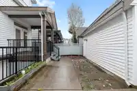 7263 194A STREET - thumbnail 32