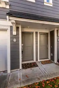 39 18681 68 AVENUE - thumbnail 2