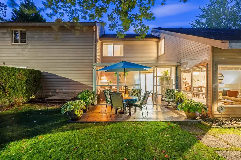 6005 E GREENSIDE DRIVE - photo 1 of 30