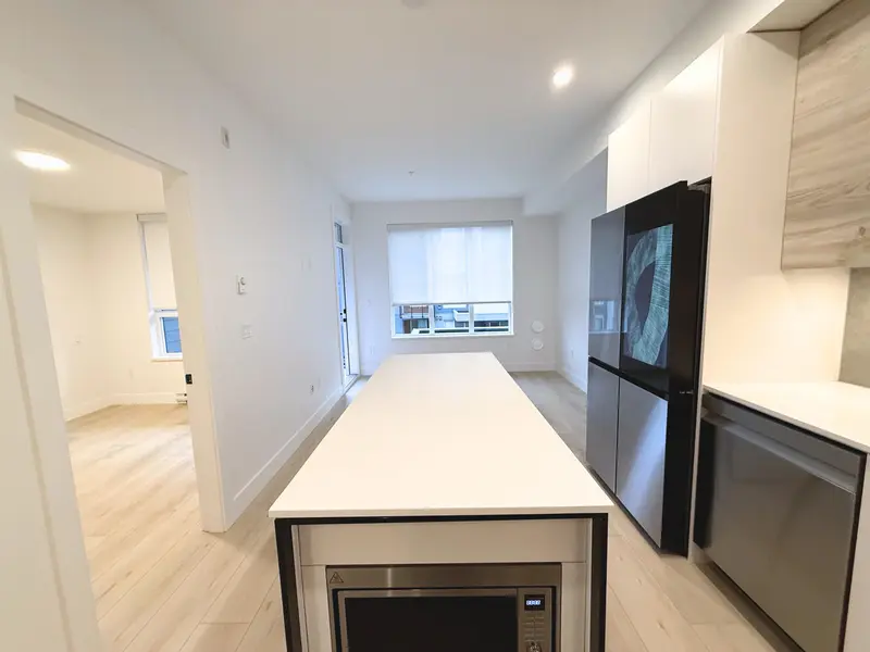 Listing - photo 4 of 25