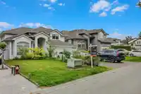 8348 133 STREET - thumbnail 2