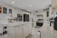 8348 133 STREET - thumbnail 19