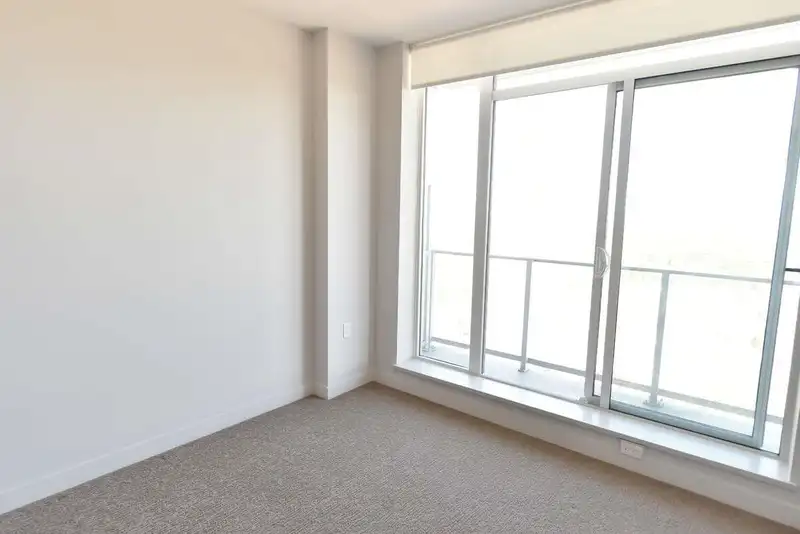 4304 13495 CENTRAL AVENUE - photo 2 of 11