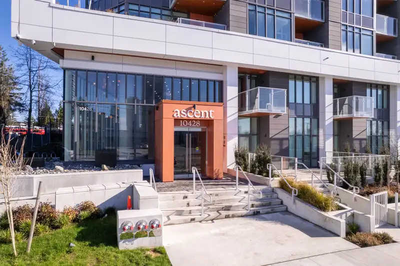 1104 10428 WHALLEY BOULEVARD - photo 3 of 26