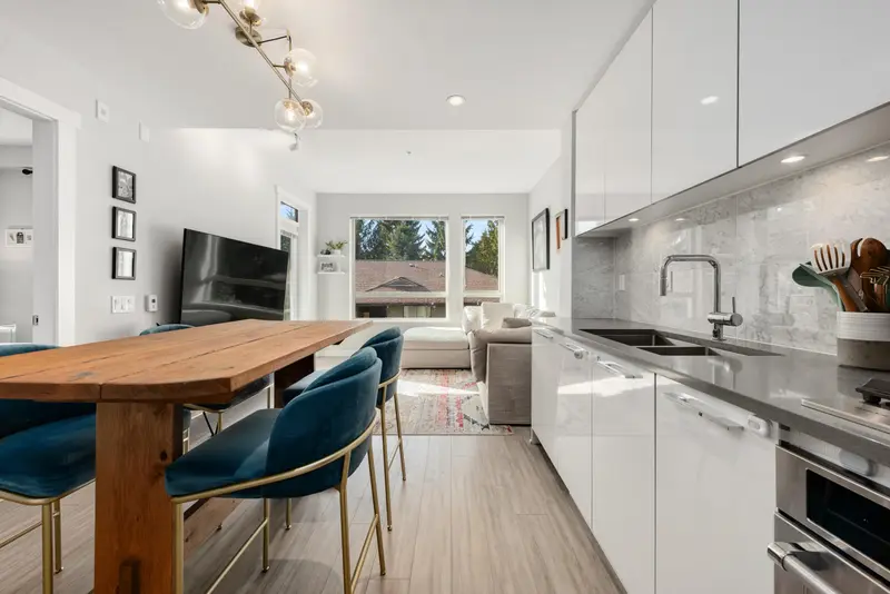 311 2651 LIBRARY LANE - photo 4 of 25