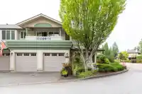 328 13888 70 AVENUE - thumbnail 1