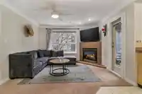 214 8115 121A STREET - thumbnail 12