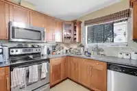 70 10806 152ND STREET - thumbnail 8