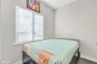4 5888 144 STREET - thumbnail 5
