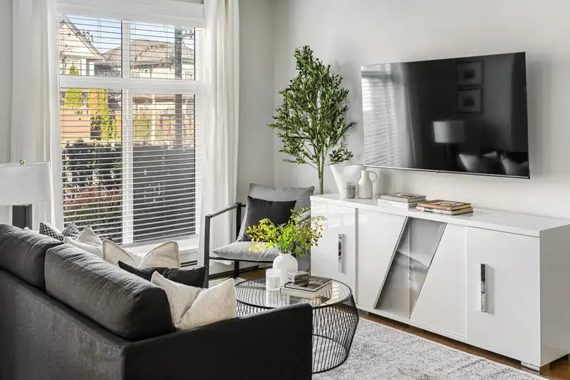 501 11035 RAVINE ROAD - photo 3 of 11